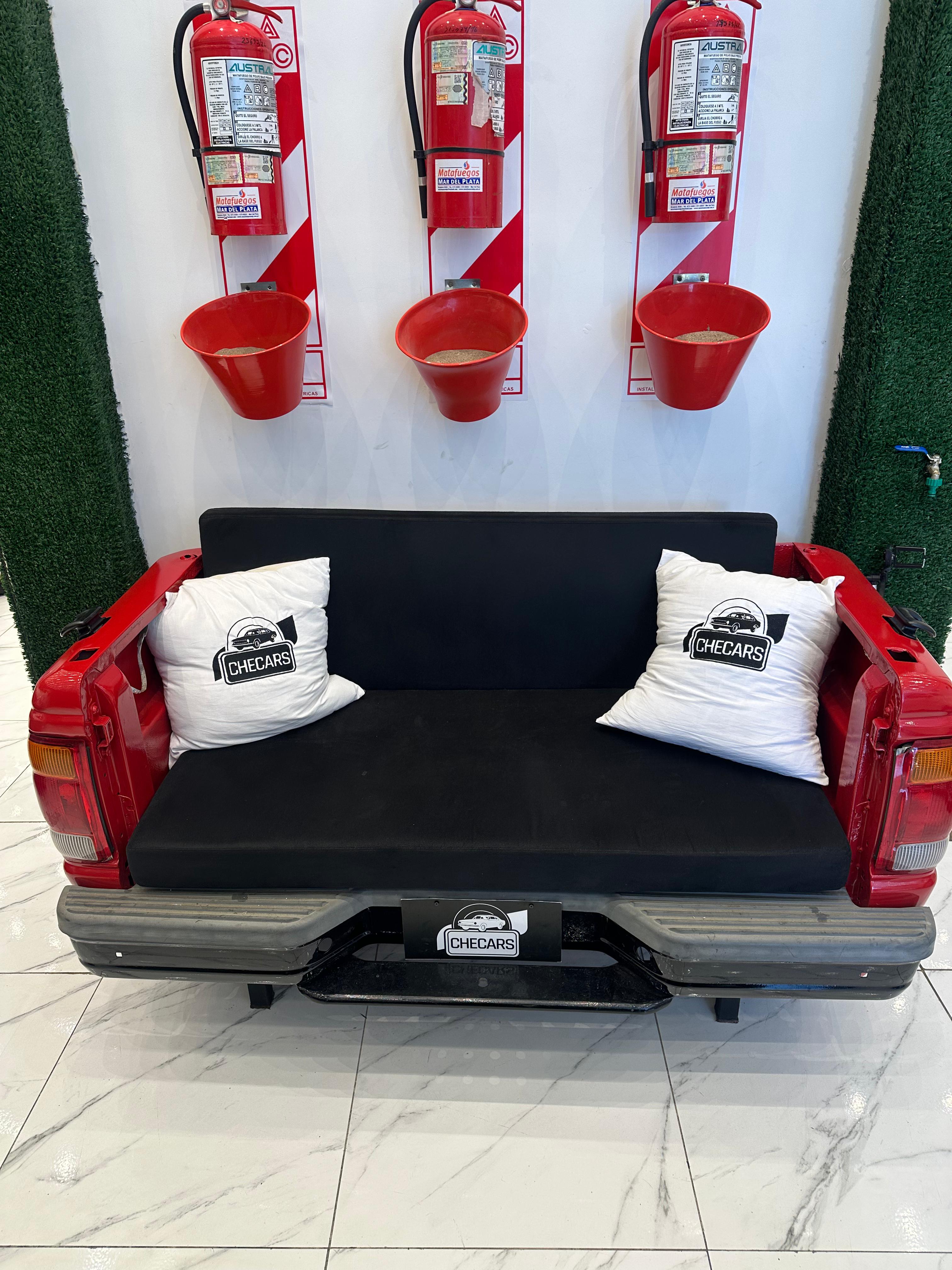 Mira las publicaciones de Checars en Motordil