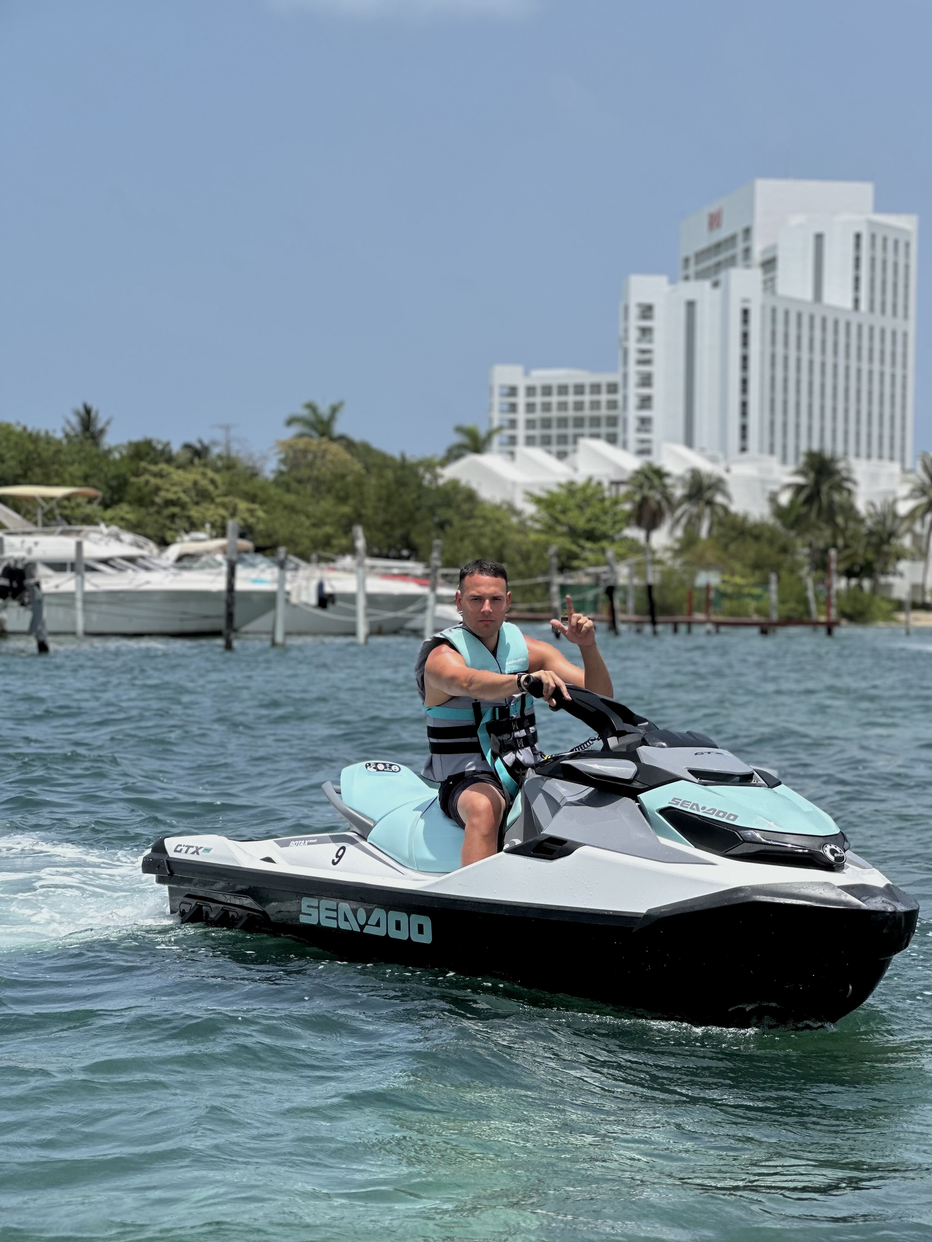 Mira las publicaciones de Laureano  en Motordil