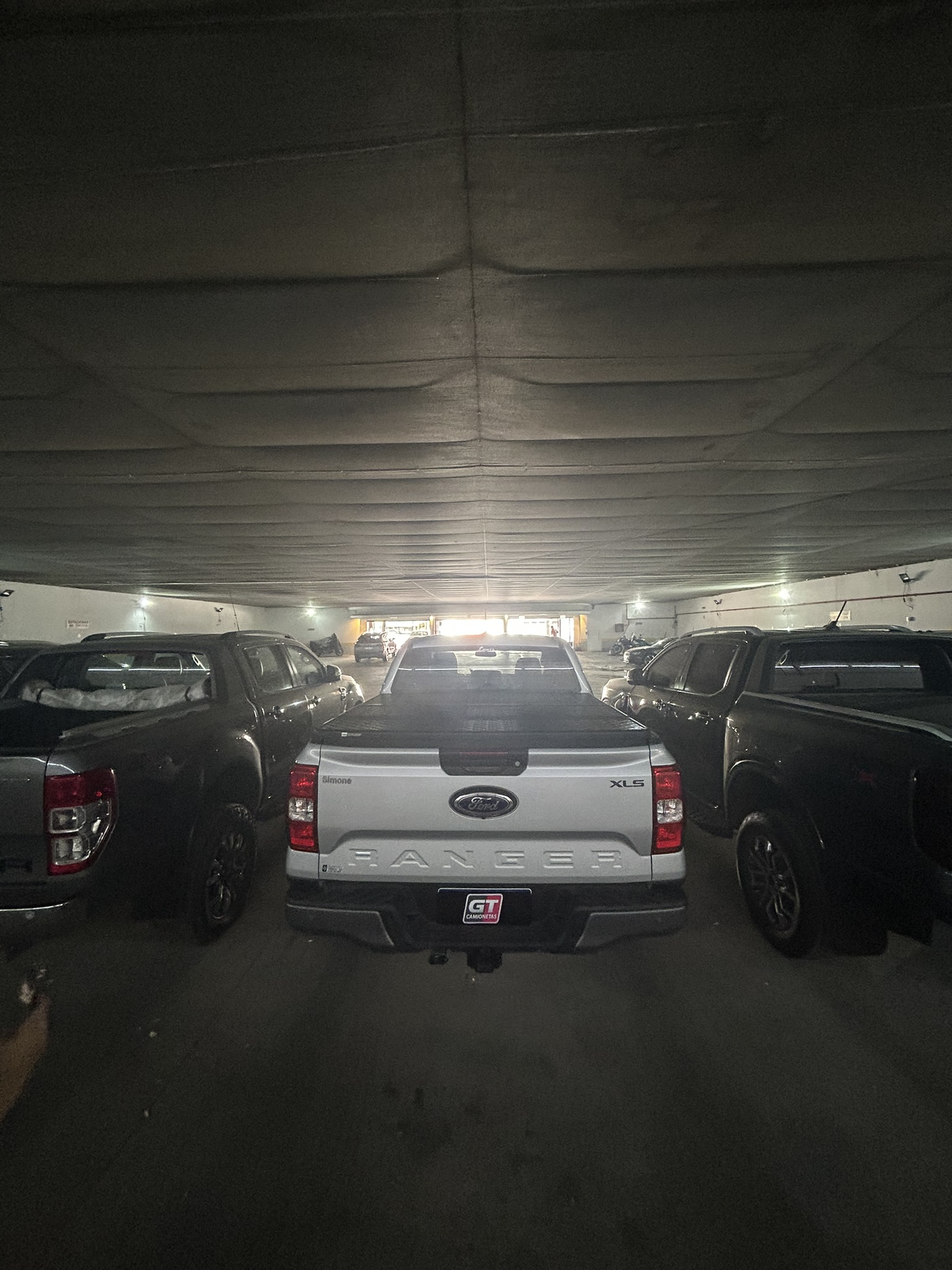 Mira las publicaciones de GT Camionetas en Motordil