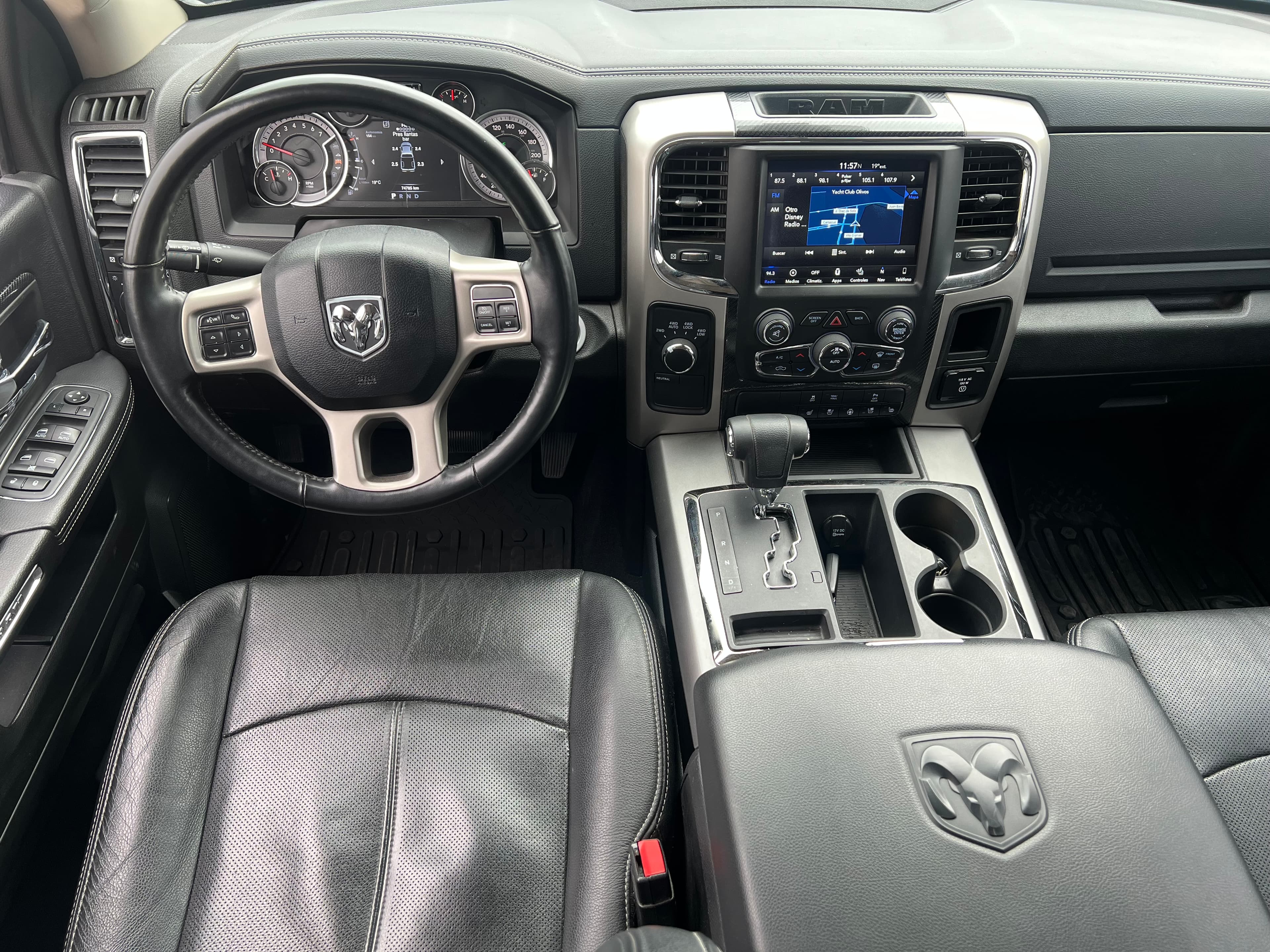 RAM 1500 Foto #13