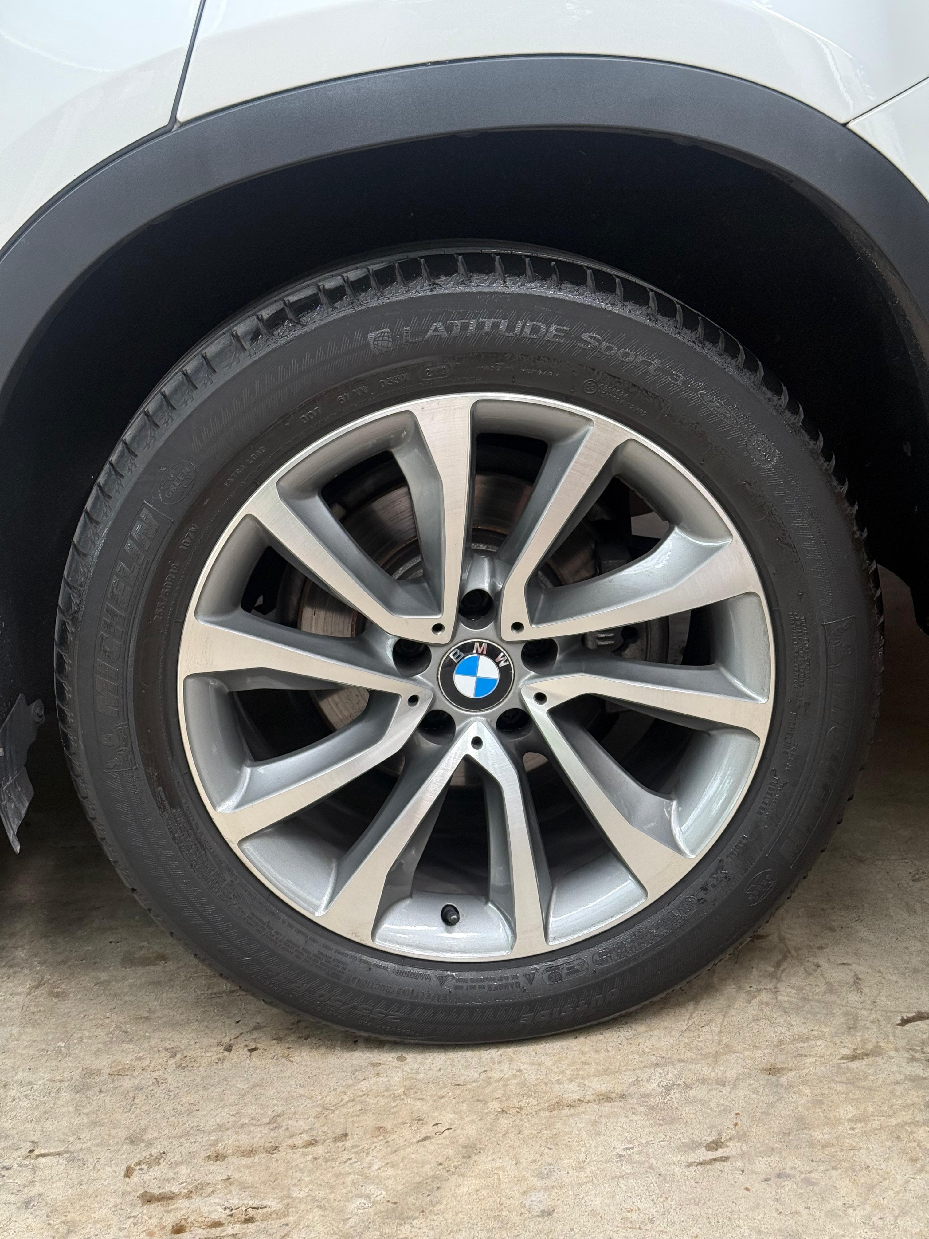 Mira esta publicación de BMW X6 2017 en Motordil