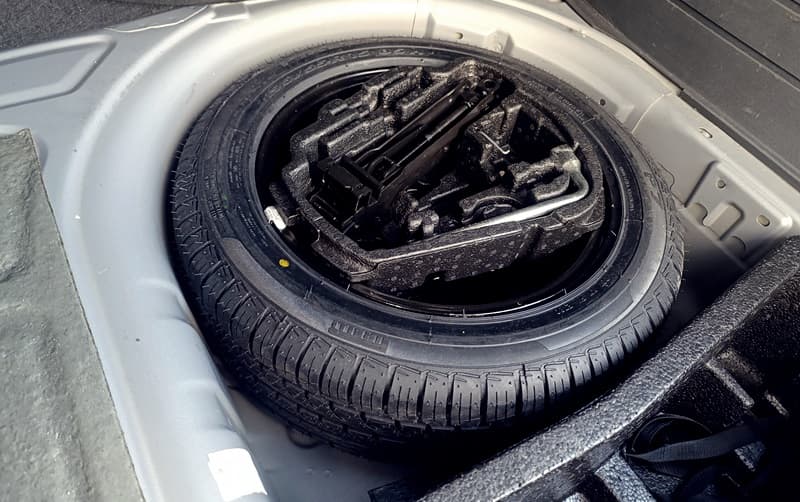 Mira esta publicación de Volkswagen Suran 2017 en Motordil