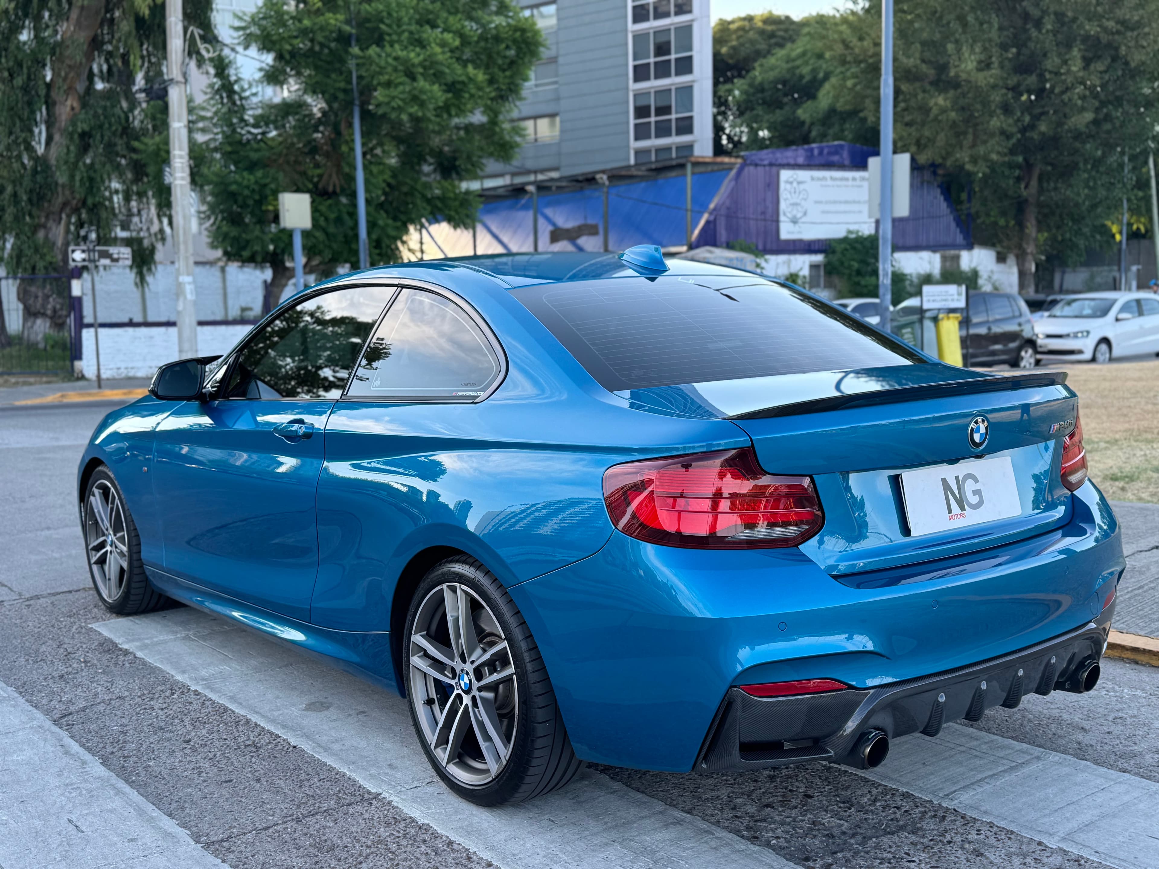 Mira esta publicación de BMW Serie 2 2020 en Motordil