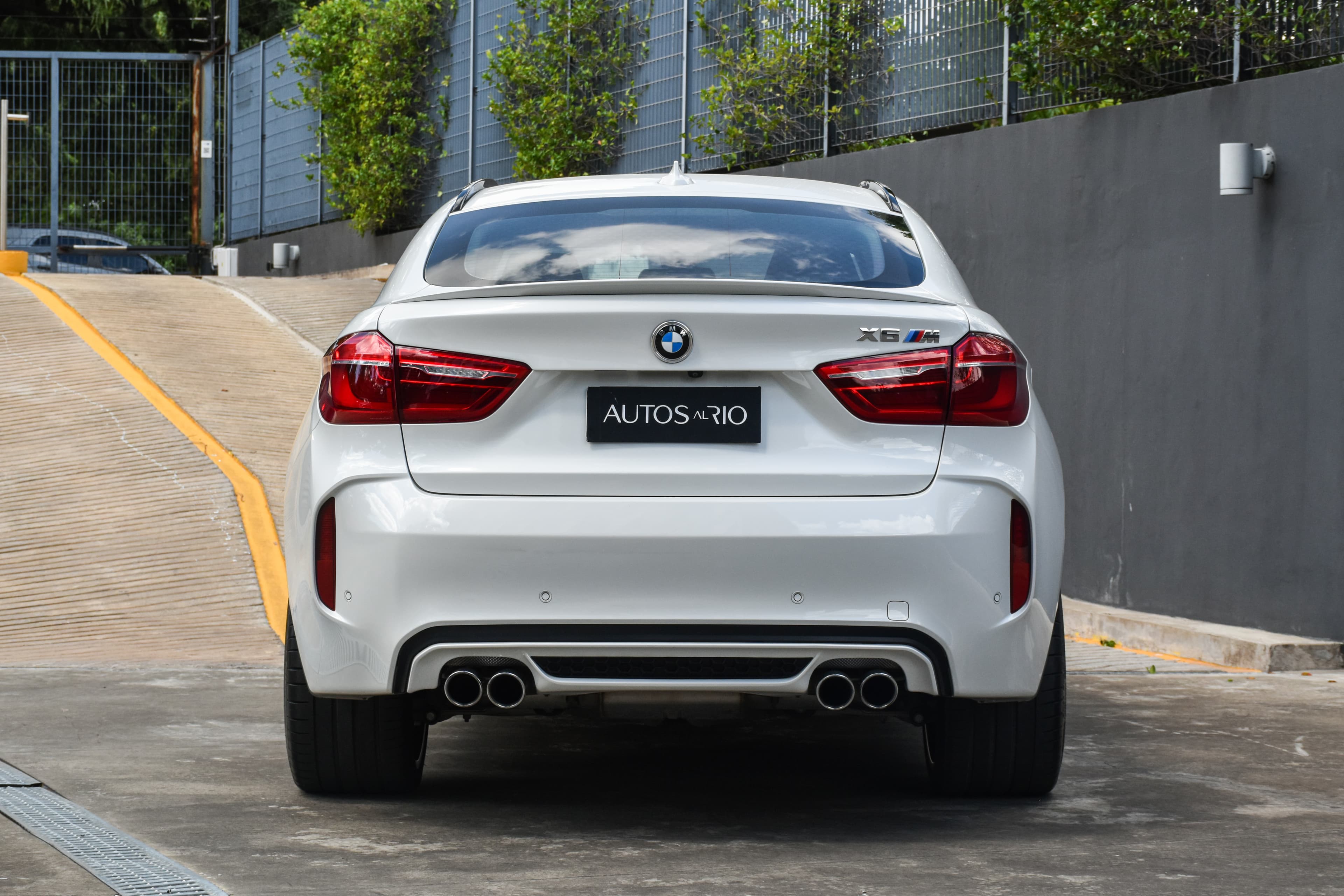 Mira esta publicación de BMW X6 2017 en Motordil