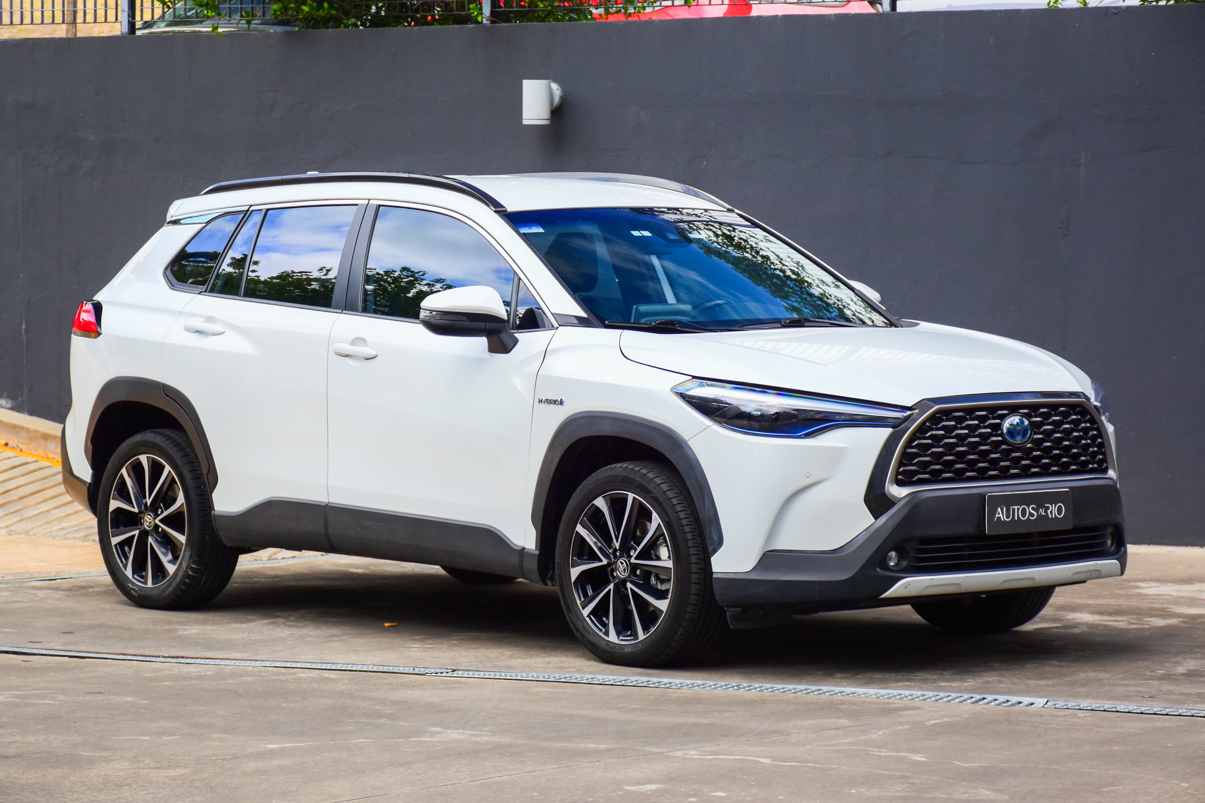 Mira esta publicación de Toyota Corolla Cross 2022 en Motordil