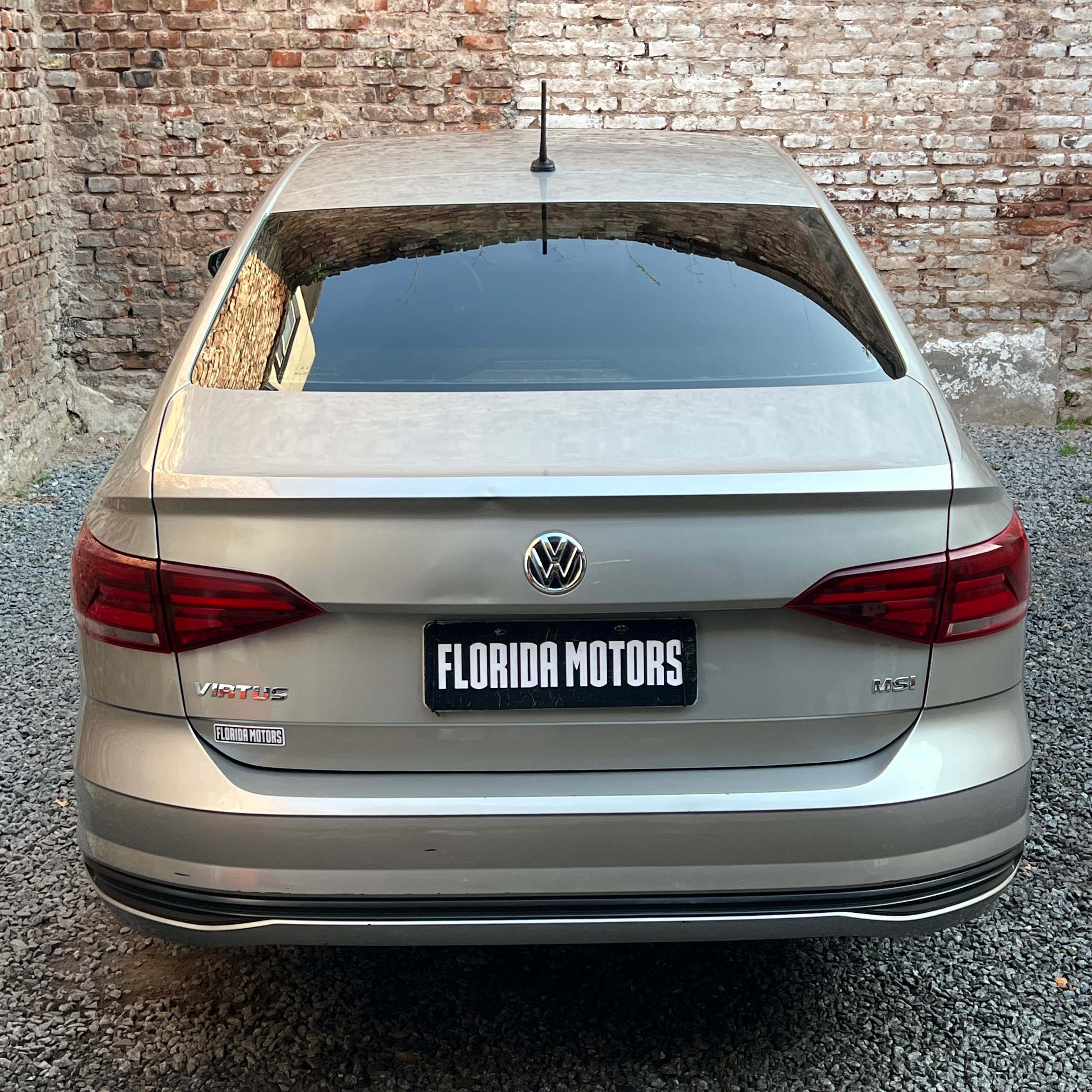 Mira esta publicación de Volkswagen Virtus 2020 en Motordil