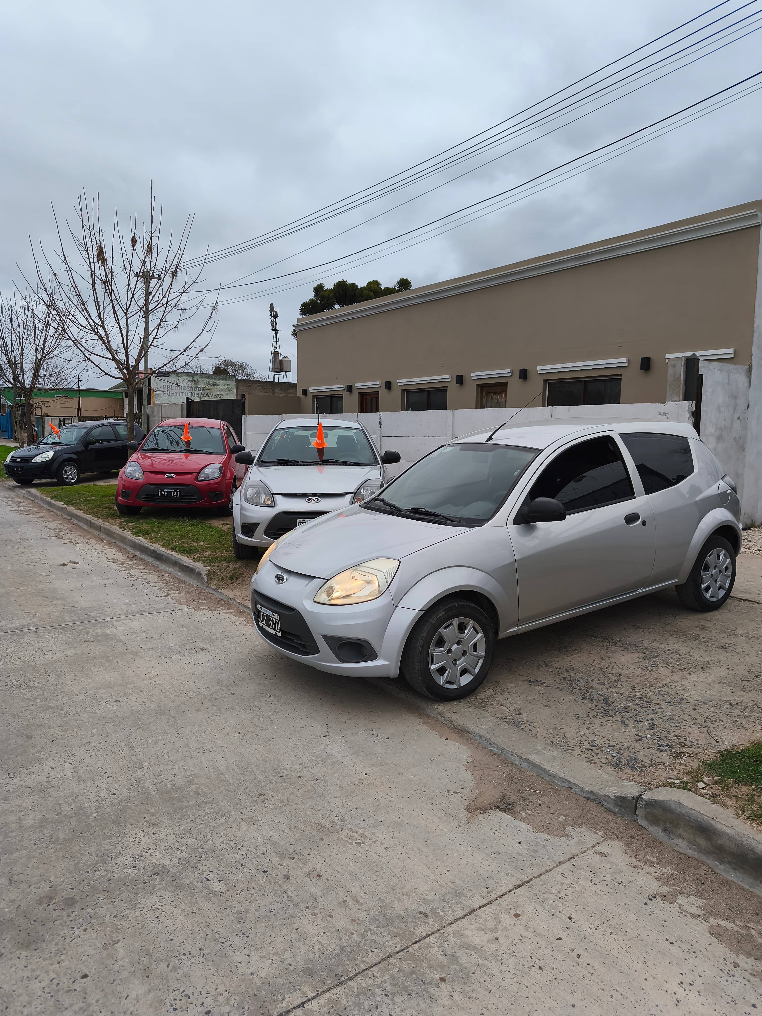 Banner LUCARS