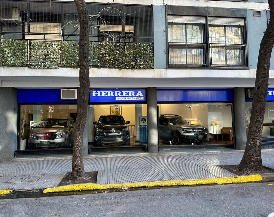 Mira las publicaciones de Herrera Automoviles en Motordil