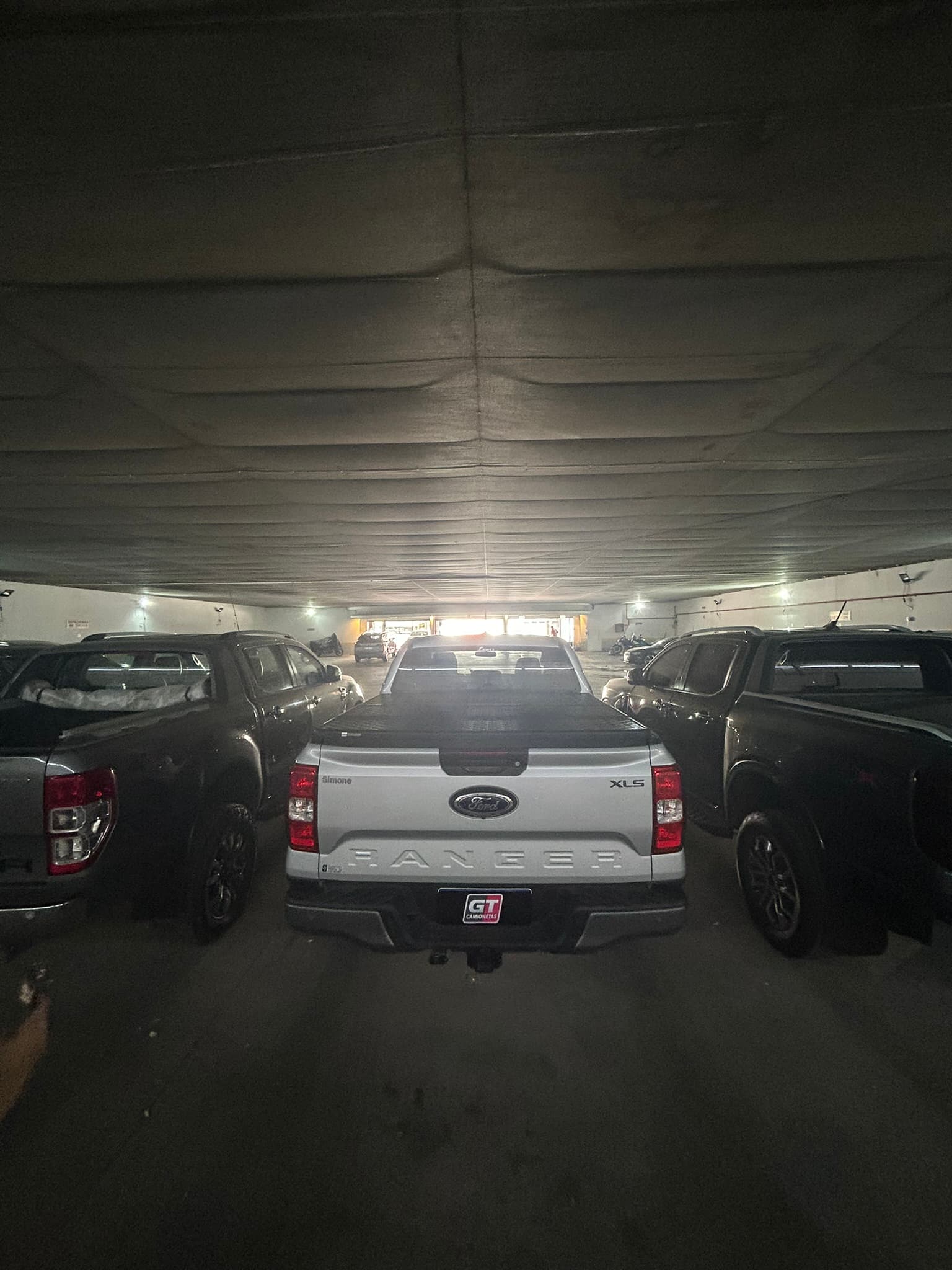 Mira las publicaciones de GT Camionetas en Motordil