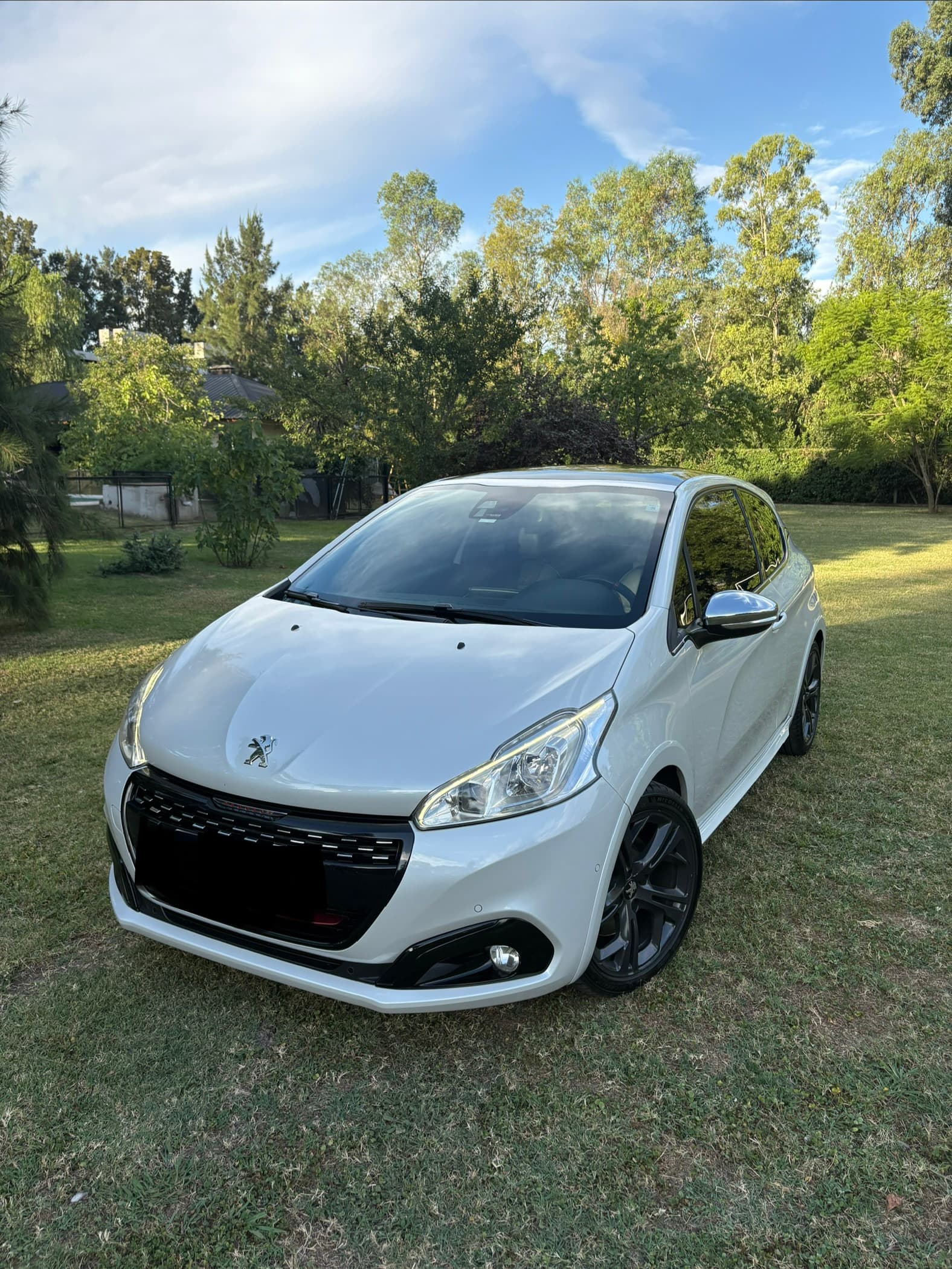 Mira las publicaciones de FR AutoMarket en Motordil