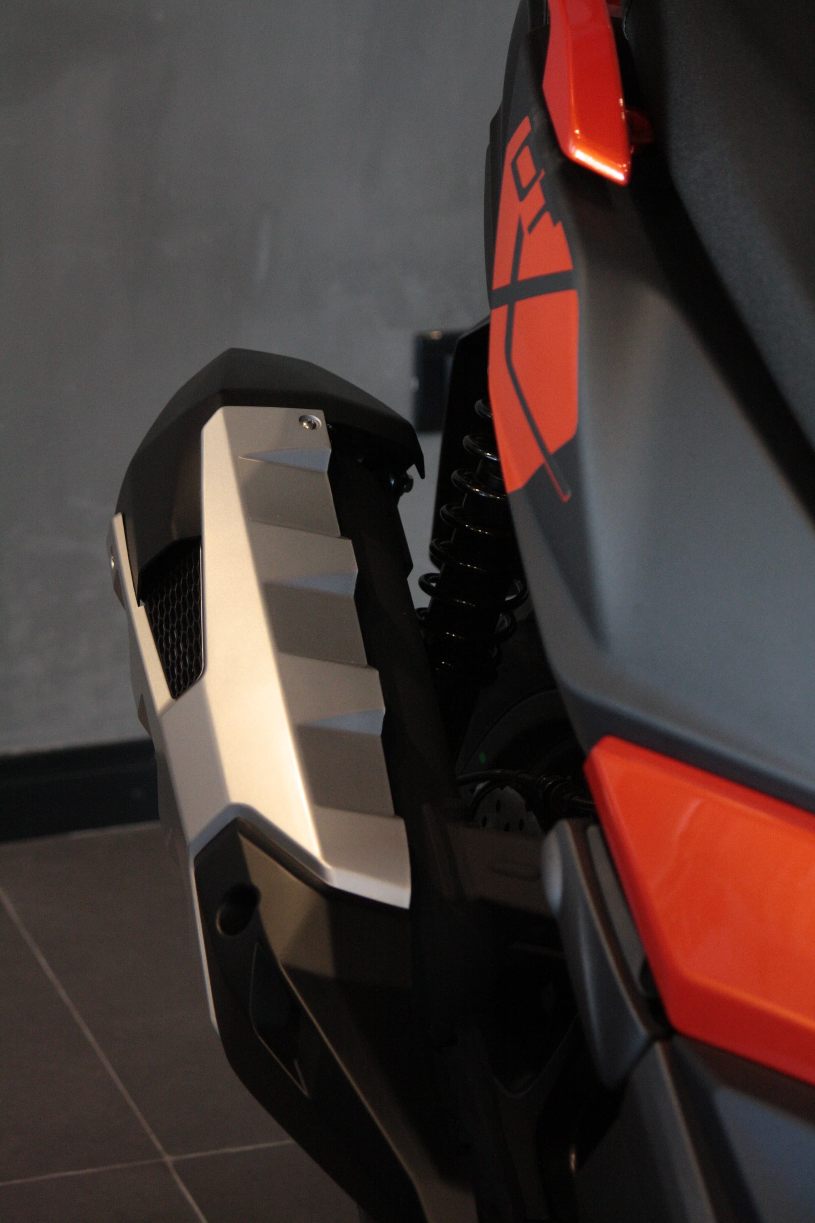 Kymco DTX 350 Foto #16