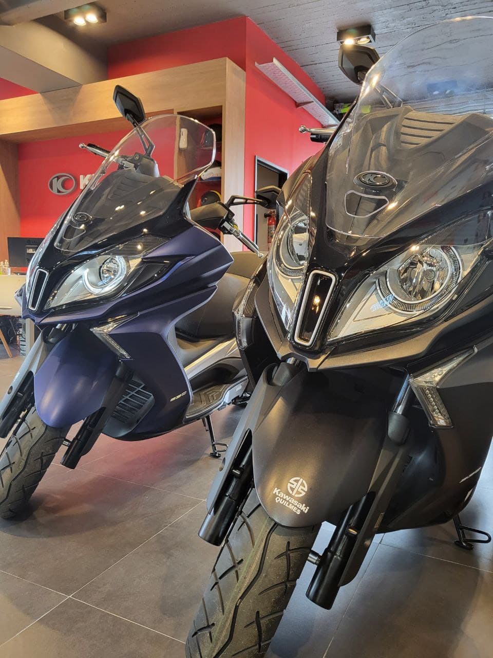 Kymco Downtown 350 I Foto #11