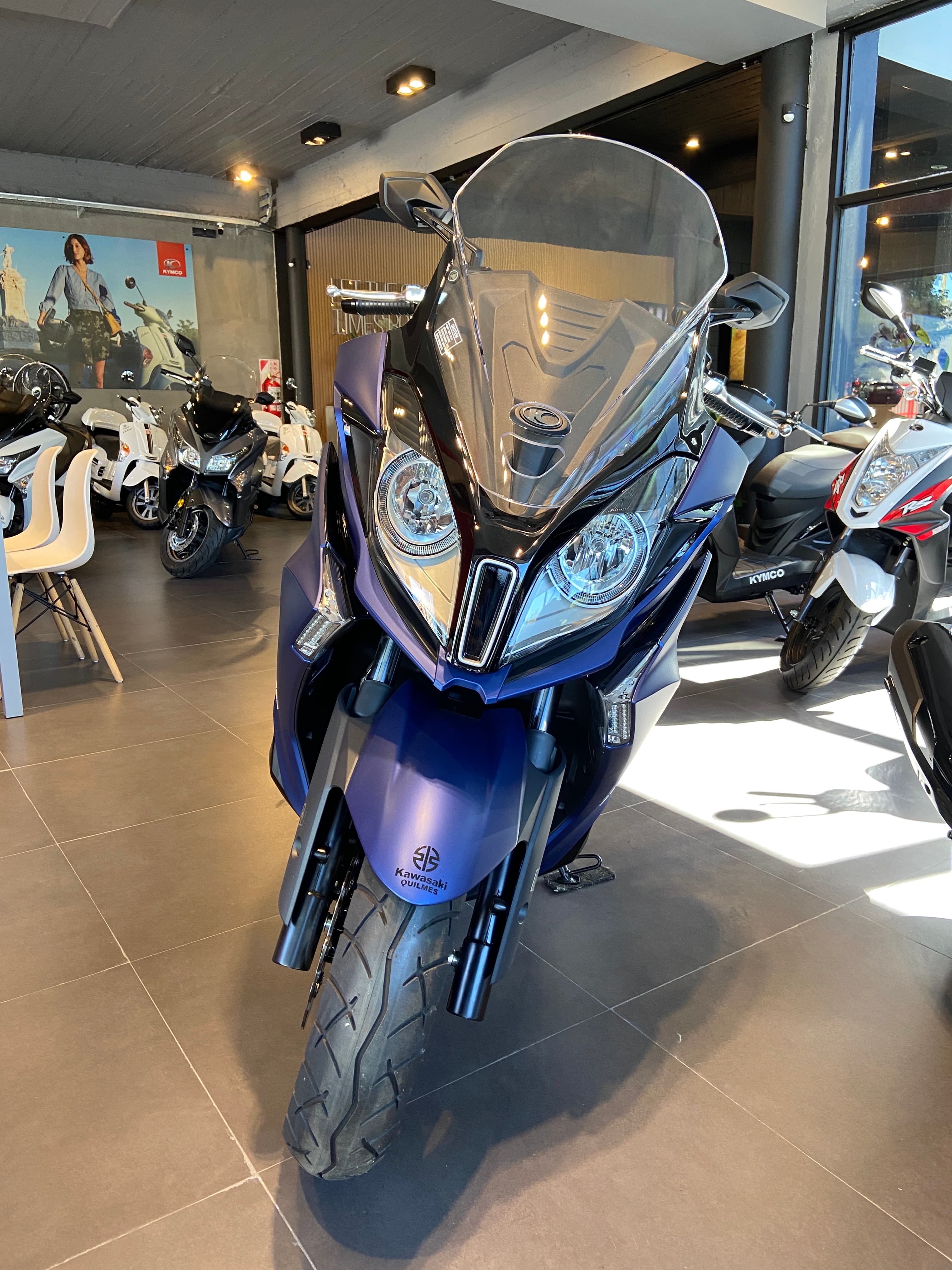 Kymco Downtown 350 I Foto #17
