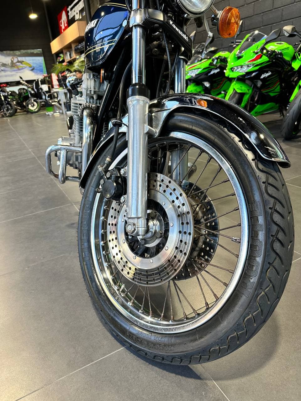 Kawasaki Z 1000 Foto #10
