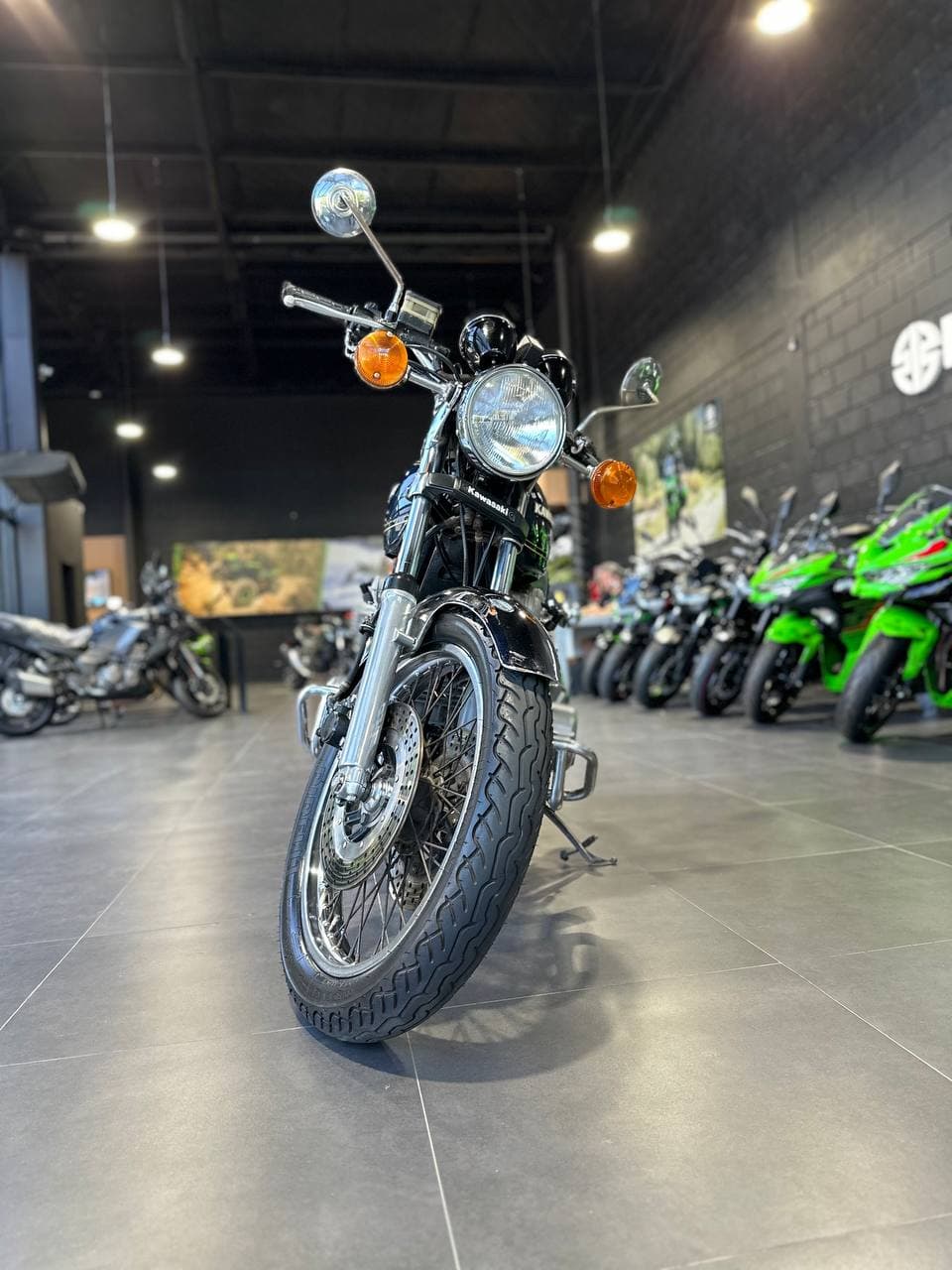 Kawasaki Z 1000 Foto #11
